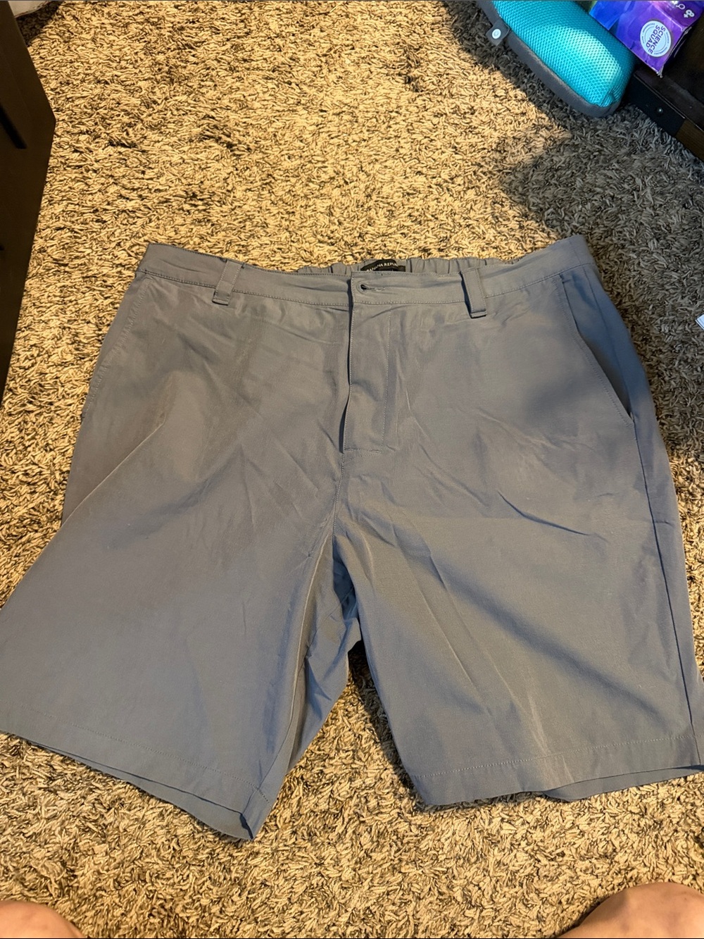 Banana Republic Men's Flat Front Shorts in Slate Blue